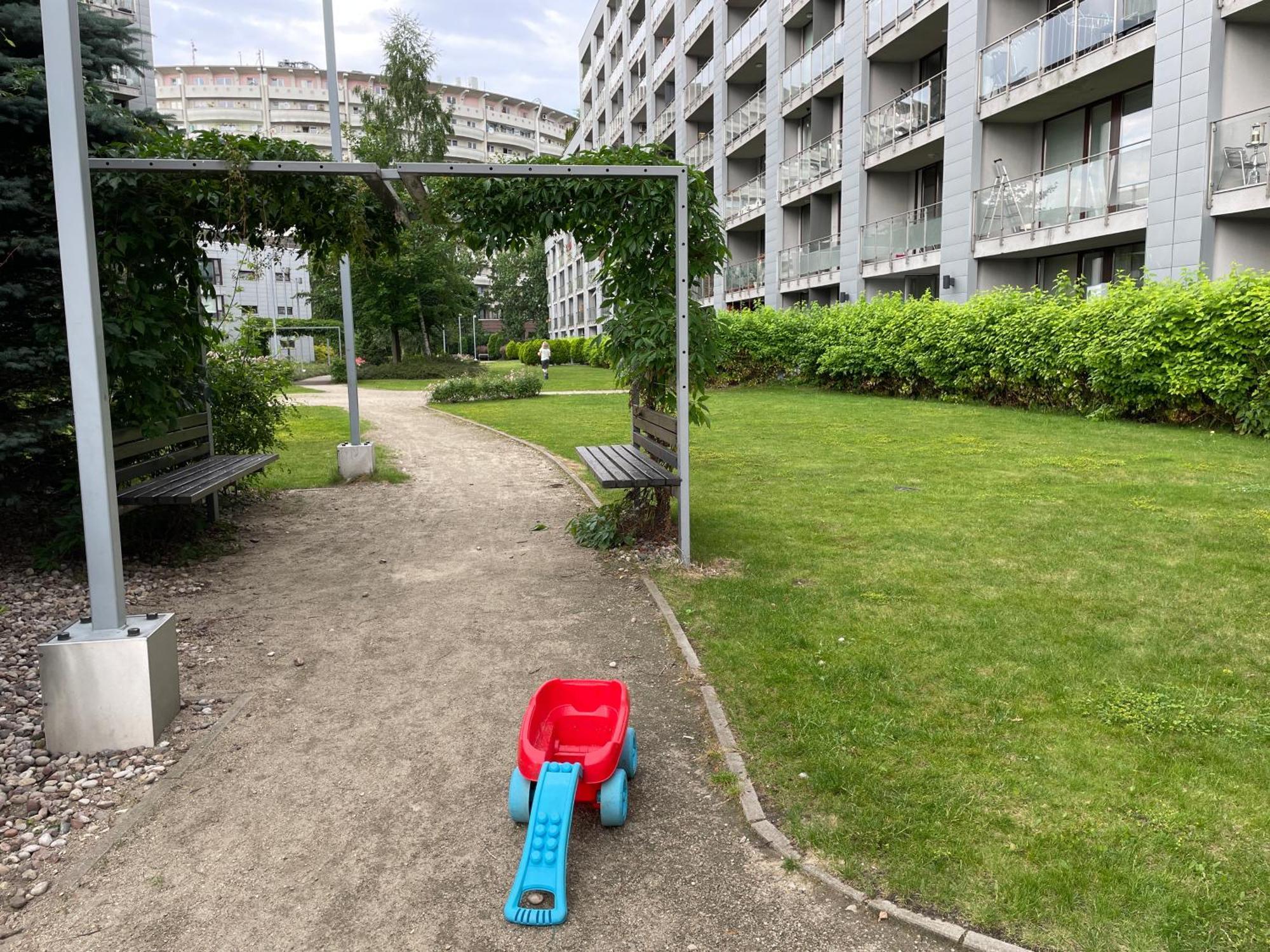 Triton Park Apartaments Varsovia Exterior foto